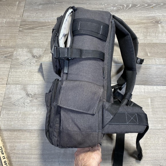 Promaster Cityscape 71 Camera Backpack Black DSLR Divider Padded Bag Photo Gear‎ - Picture 4 of 16